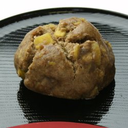 画像1: さつま芋蒸しパン（チョコレート入り）